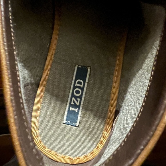 Izod brown booties - Picture 3 of 10